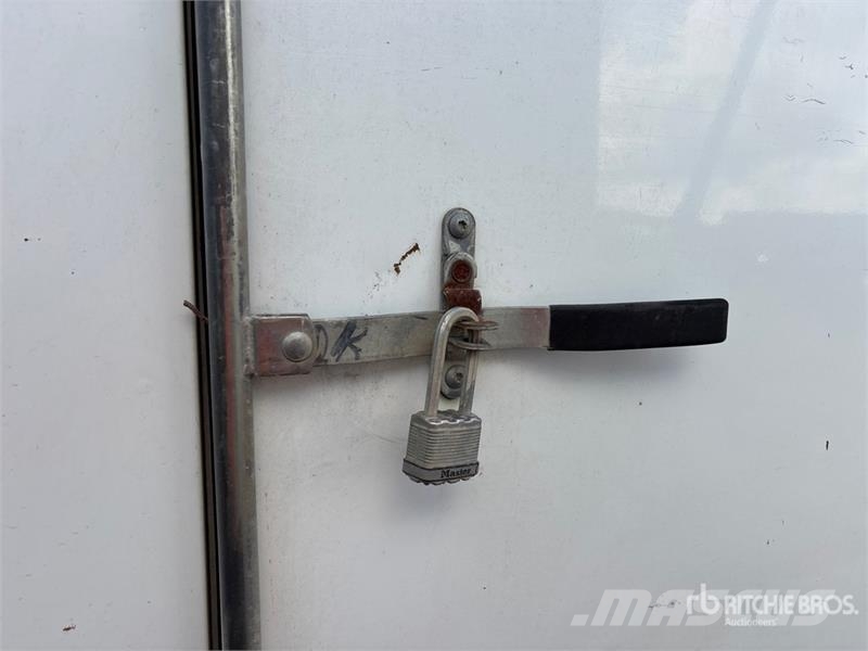 CM 16 ft T/A Enclosed Trailer Box body trailers