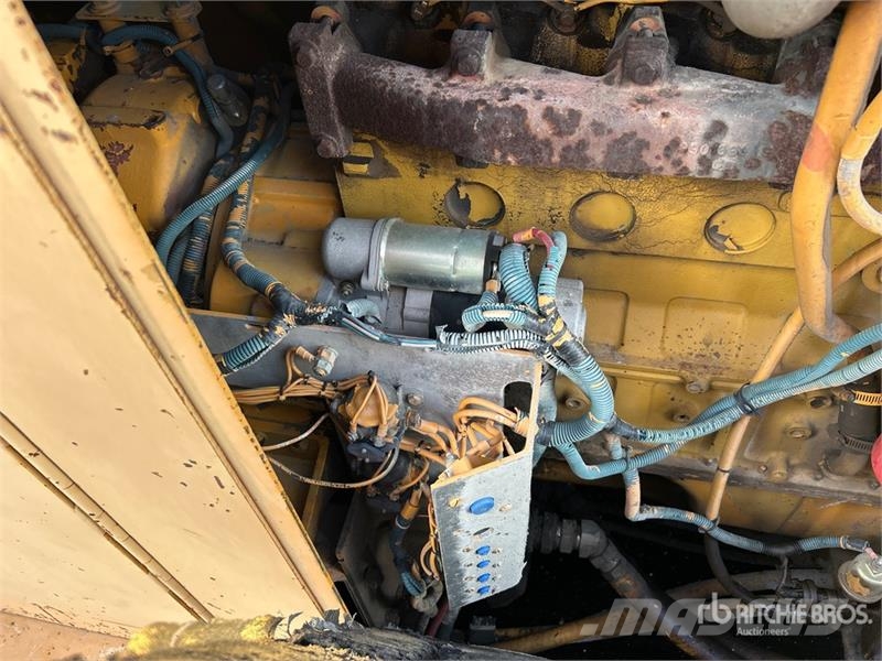 CMI MTP-4004 Concrete Placer Priedai
