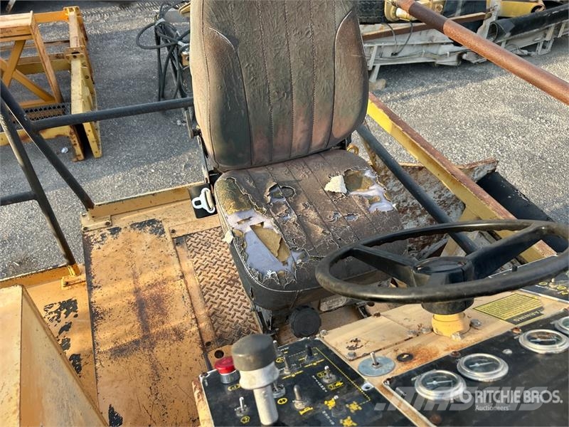 CMI MTP-4004 Concrete Placer Priedai