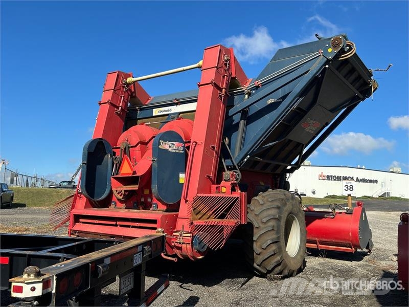 Colombo TWIN MP Pull Type 6 Row Peanut Harvester Farm machinery