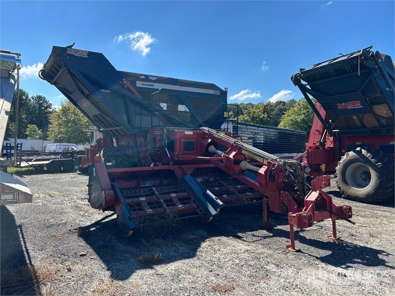  Colombo TWIN MP Pull Type 6 Row Peanut Harvester Farm machinery