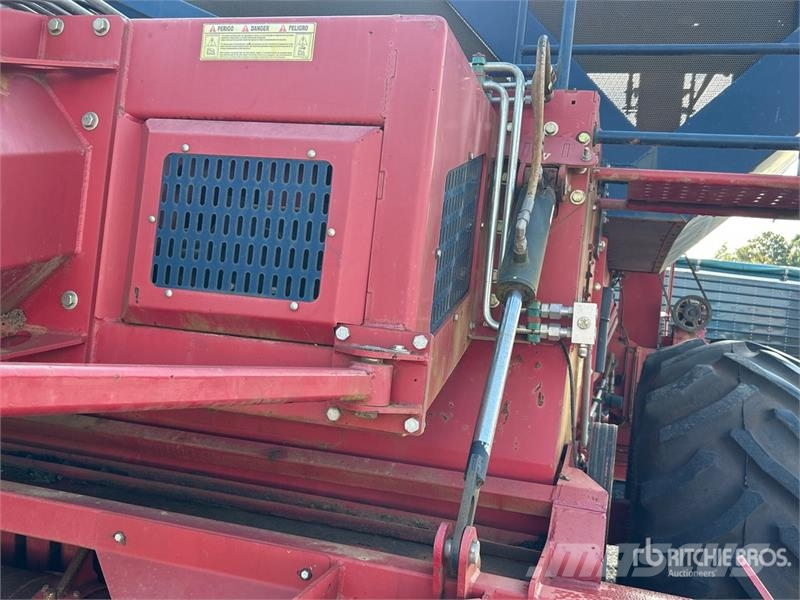 Colombo TWIN MP Pull Type 6 Row Peanut Harvester Farm machinery
