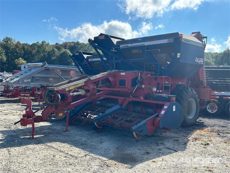 Colombo TWIN MP Pull Type 6 Row Peanut Harvester Farm machinery