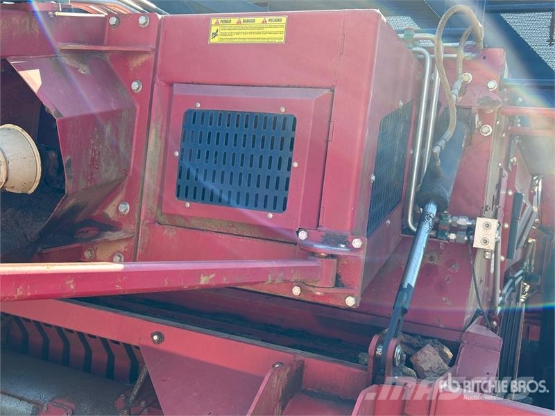  Colombo TWIN MP Pull Type 6 Row Peanut Harvester Farm machinery