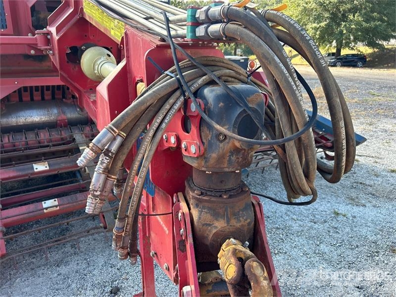 Colombo TWIN MP Pull Type 6 Row Peanut Harvester Farm machinery