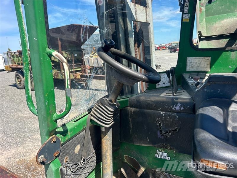 Combilift C5000L 10000 lb 3x3 Truck Mounted Forklift Medbringertruck