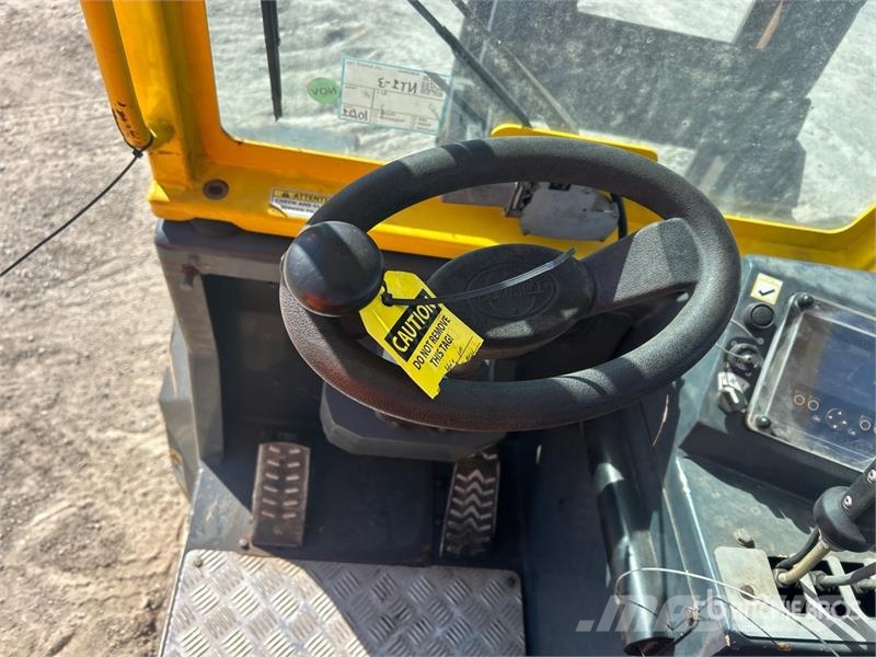 Combilift Combi-RT 3000 lb 3x3 Truck Mounted Forklift Ant sunkvežimių montuojami šakiniai krautuvai