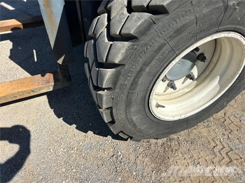 Combilift Combi-RT 3000 lb 3x3 Truck Mounted Forklift Ant sunkvežimių montuojami šakiniai krautuvai