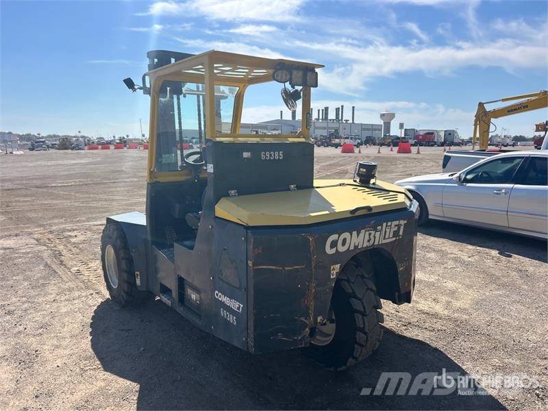 Combilift Combi-RT 3000 lb 3x3 Truck Mounted Forklift Ant sunkvežimių montuojami šakiniai krautuvai