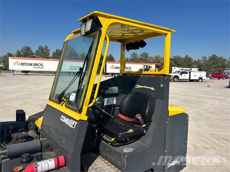Combilift Combi-RT 3000 lb 3x3 Truck Mounted Forklift Ant sunkvežimių montuojami šakiniai krautuvai