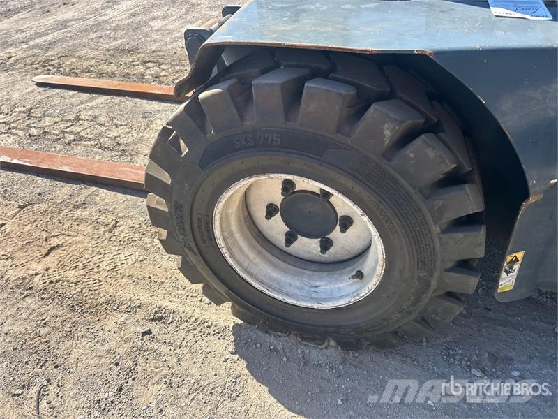 Combilift Combi-RT 3000 lb 3x3 Truck Mounted Forklift Ant sunkvežimių montuojami šakiniai krautuvai