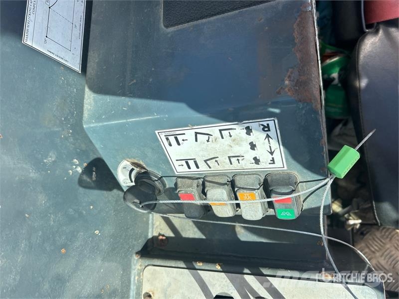 Combilift Combi-RT 3000 lb 3x3 Truck Mounted Forklift Ant sunkvežimių montuojami šakiniai krautuvai