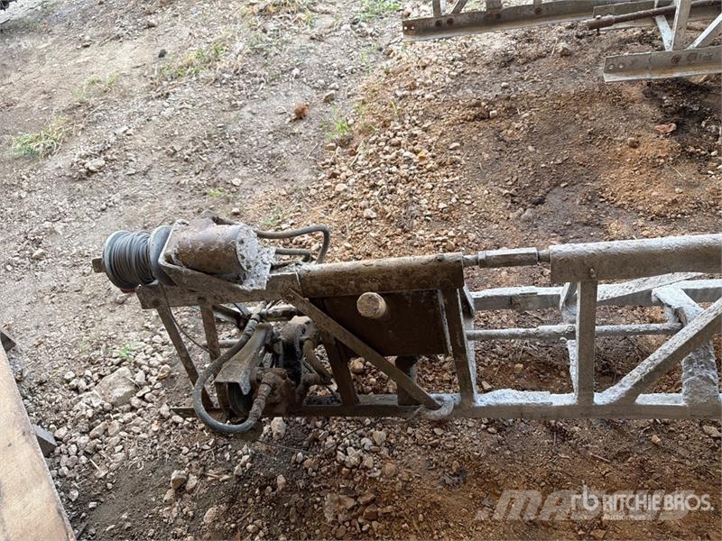 Concrete Screed Premične roke za dolivanje betona