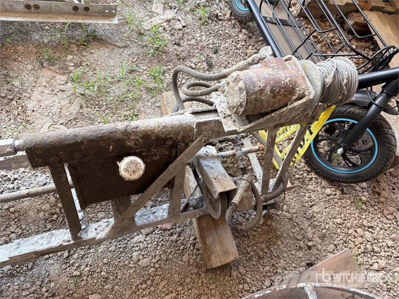 Concrete Screed Premične roke za dolivanje betona
