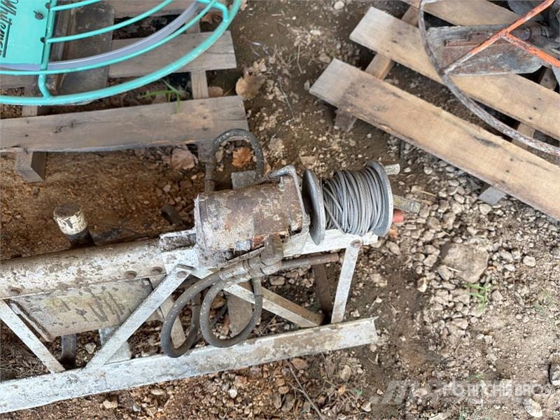 Concrete Screed Premične roke za dolivanje betona