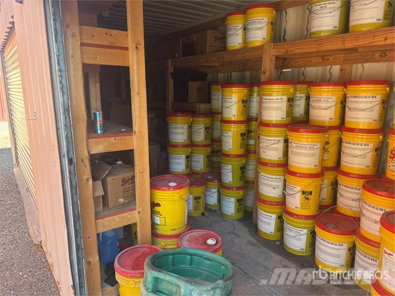  Conex Box 472780-4 (Roll Up Doors, office w/A/C) 4 Kontejnerji za skladiščenje