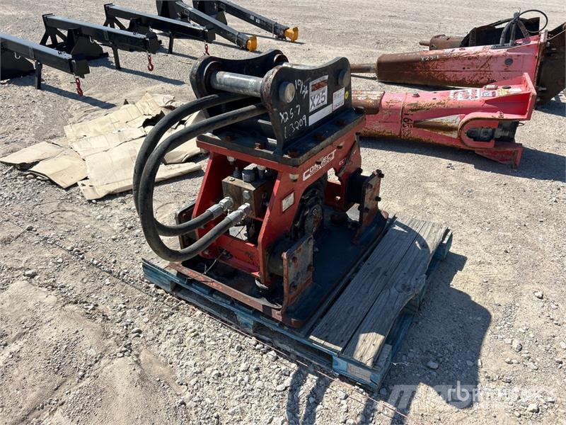  Connect Work Tools CC1500V Plate Compactor Attachm دكاكات أفقية