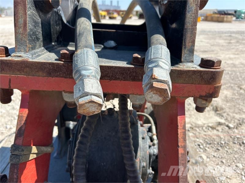  Connect Work Tools CC1500V Plate Compactor Attachm دكاكات أفقية