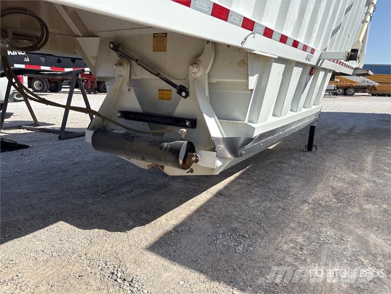 Construction Trailer Specialist 40 ft T/A Belly Du Tipper trailers