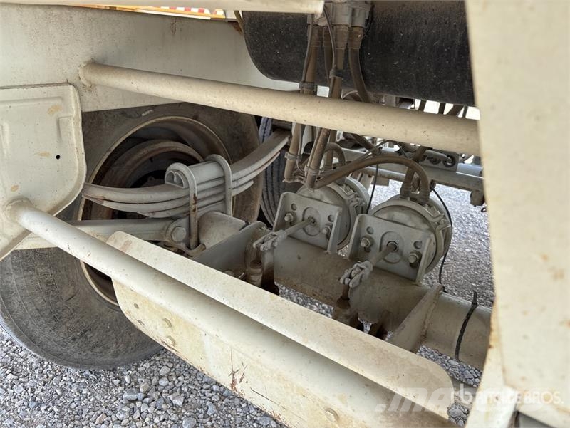 Construction Trailer Specialist 40 ft T/A Belly Du Самоскиди