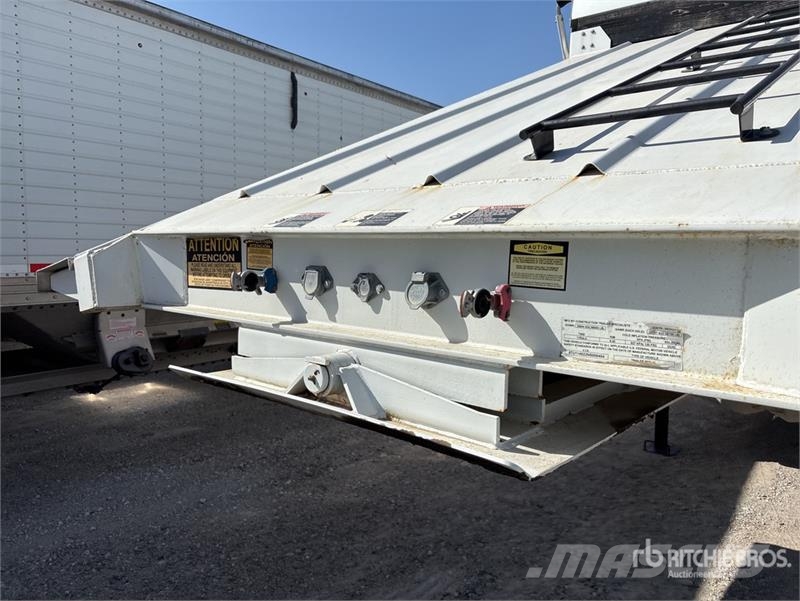 Construction Trailer Specialist 40 ft T/A Belly Du Tipper trailers