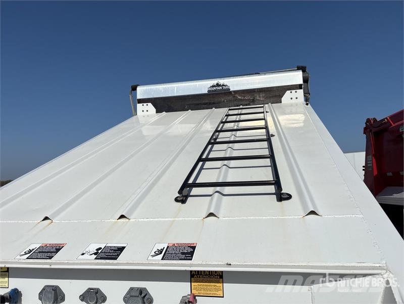 Construction Trailer Specialist 40 ft T/A Belly Du Самоскиди