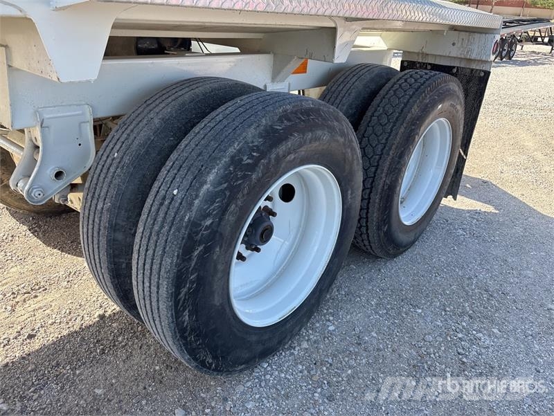 Construction Trailer Specialist 40 ft T/A Belly Du Tipper trailers