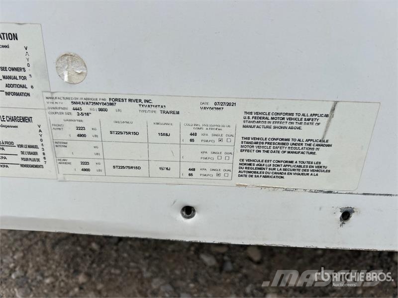 Continental Cargo TXVA716TA3 18 ft T/A Enclosed Trailer Rimorchi cassonati