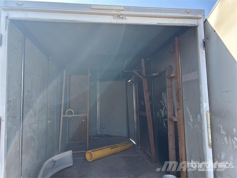 Continental Cargo TXVA716TA3 18 ft T/A Enclosed Trailer Rimorchi cassonati