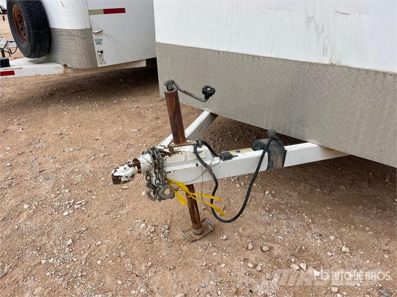  Contract Manufacturer 16 ft T/A Enclosed Trailer Furgons