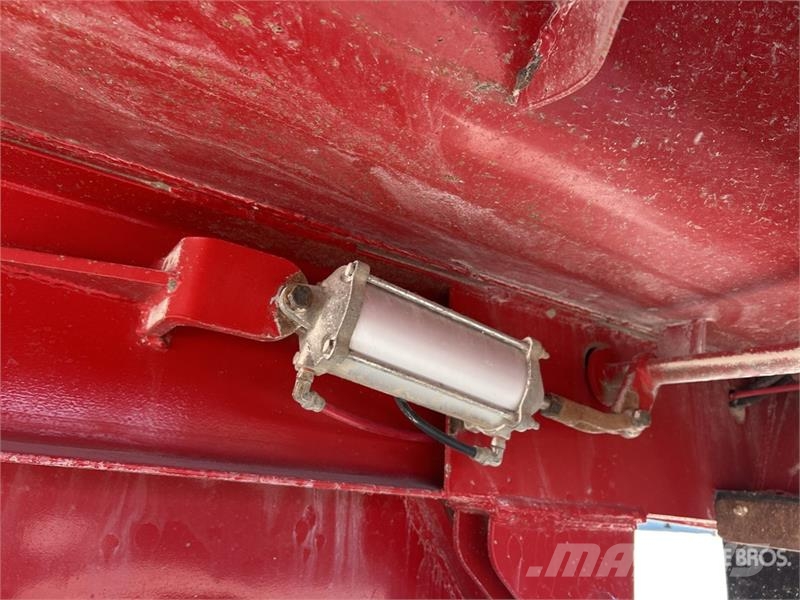  Coras Predator 28 ft T/A End Dump Trailer Tipphengere