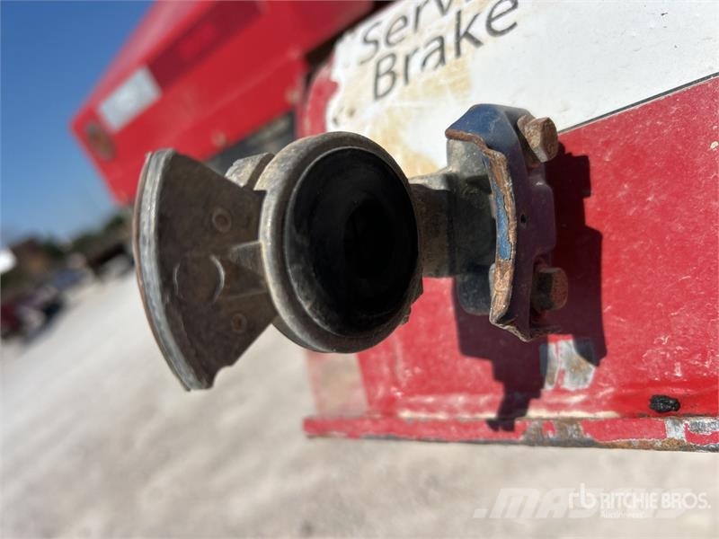  Coras Predator 28 ft T/A End Dump Trailer Tipphengere