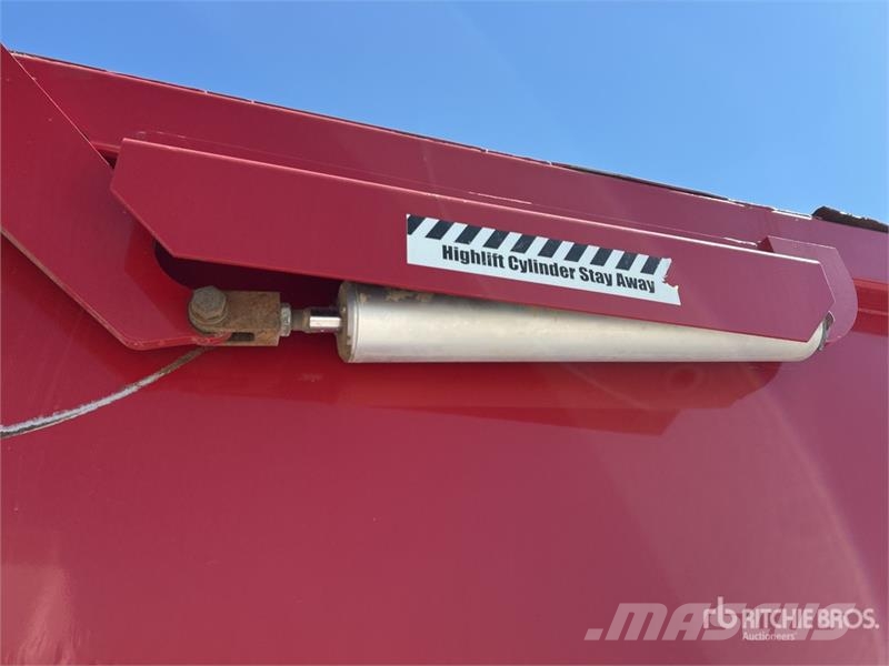  Coras Predator 28 ft T/A End Dump Trailer Tipphengere