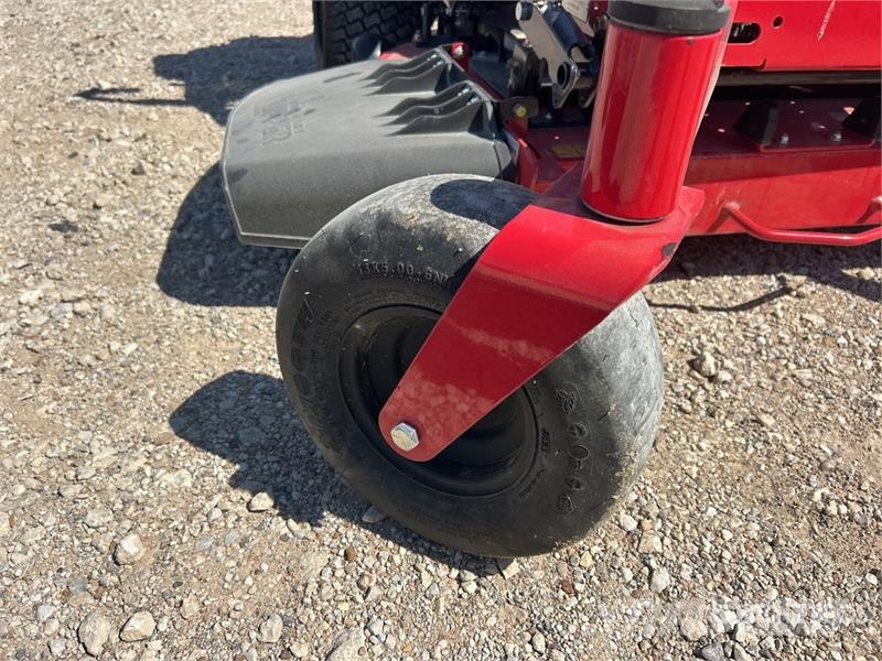 Country Clipper 1842KAT-A125 Zero-Turn Lawn Mower (Unused) Riding mowers