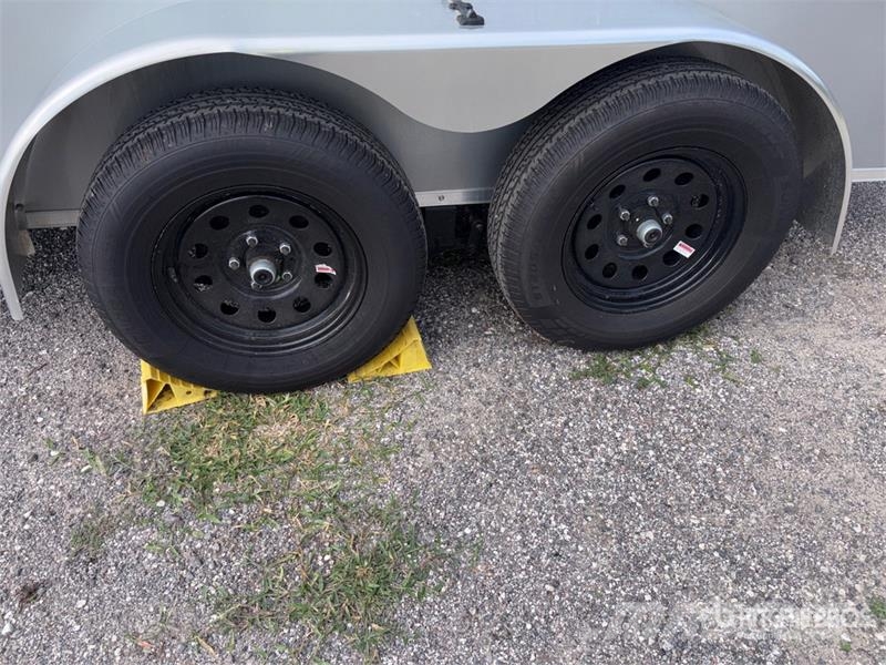  Cross Trailers 16' Cargo Trailer Tipper trucks