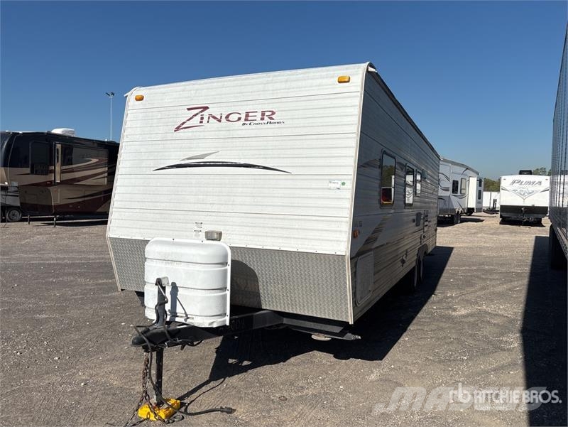Crossroads Zinger 27BH 27 ft T/A Travel Trailer Citas piekabes