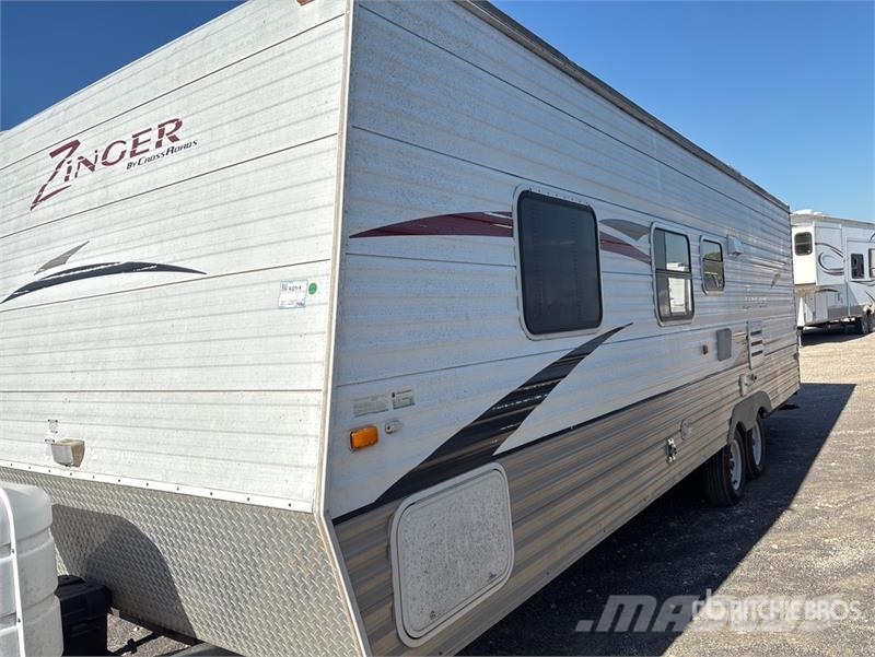 Crossroads Zinger 27BH 27 ft T/A Travel Trailer Citas piekabes