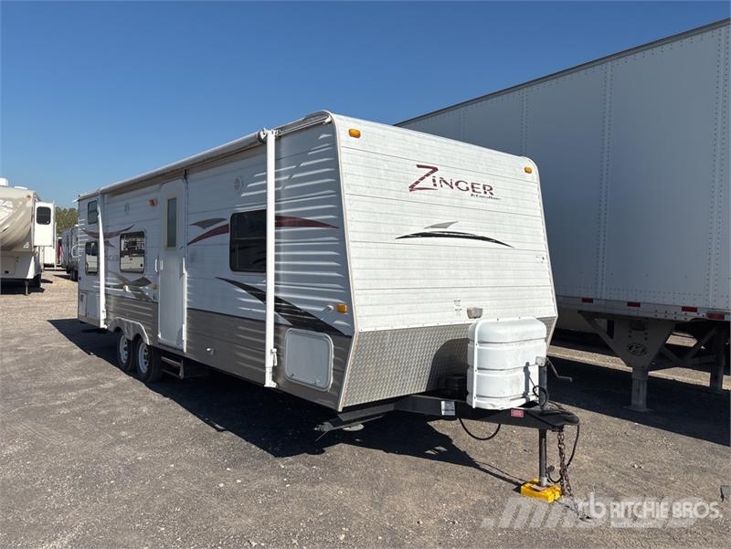 Crossroads Zinger 27BH 27 ft T/A Travel Trailer Citas piekabes