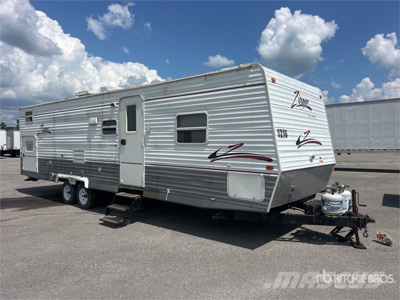 Crossroads Zinger 34 ft T/A Travel Trailer Altri rimorchi