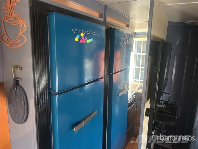 Crossroads Zinger 34 ft T/A Travel Trailer Altri rimorchi