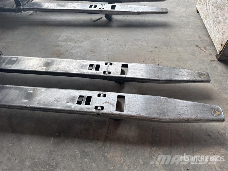 Crown PC4500-80 8000 lb Electric Pallet Jack Ručni paletar