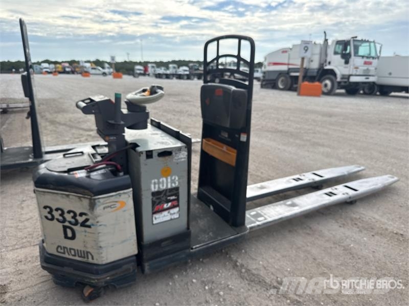 Crown PC4500-80 8000 lb Electric Pallet Jack Ručni paletar
