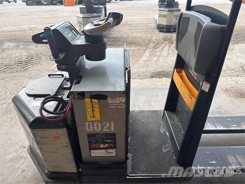 Crown PC4500-80 8000 lb Electric Pallet Jack Ručni paletar