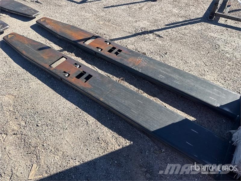 Crown PC4500-80 8000 lb Pallet Jack 手动码垛机