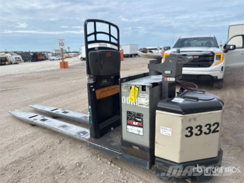 Crown PC4500-80 8000 lb Electric Pallet Jack Ručni paletar
