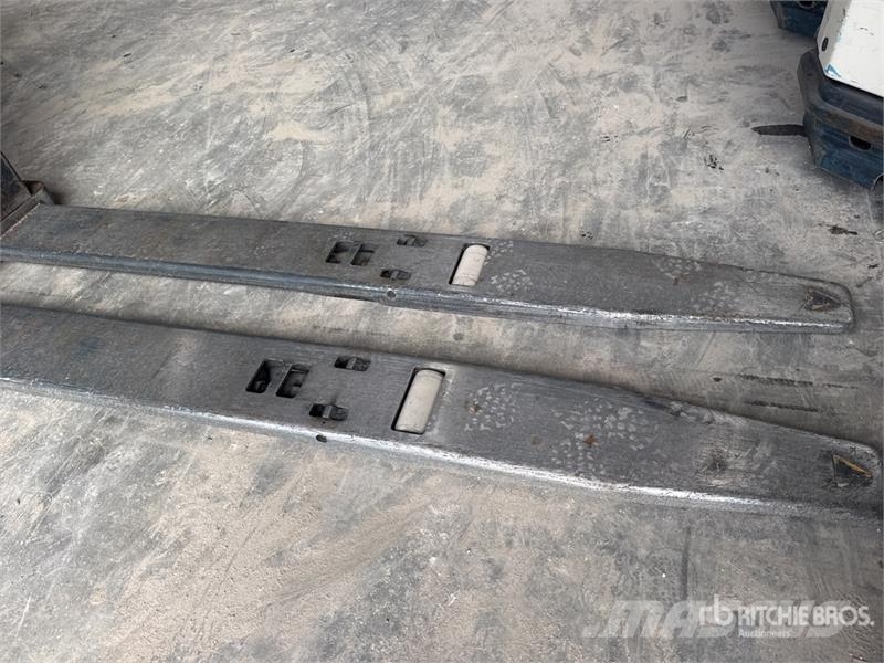 Crown PC4500-80 8000 lb Electric Pallet Jack Ručni paletar