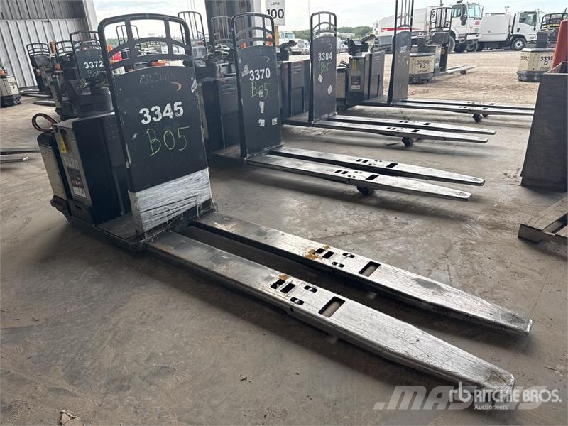 Crown PC4500-80 8000 lb Electric Pallet Jack Ručni paletar