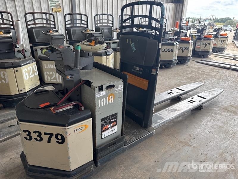 Crown PC4500-80 8000 lb Electric Pallet Jack 手拉式油壓拖板車