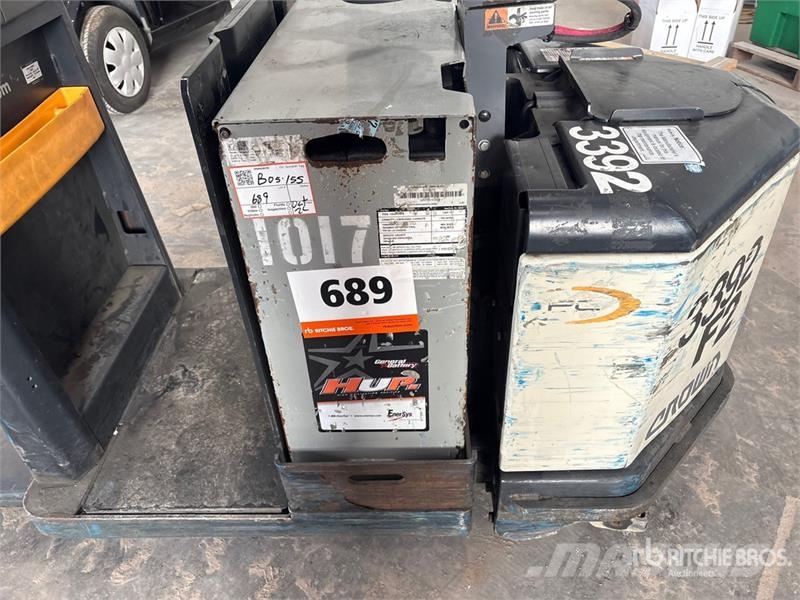 Crown PC4500-80 8000 lb Electric Pallet Jack Ručný paletový vozík