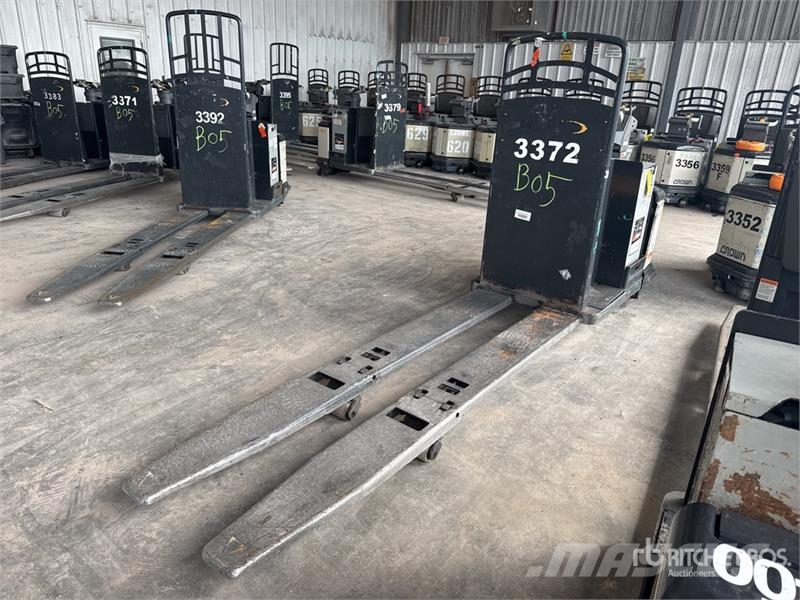 Crown PC4500-80 8000 lb Electric Pallet Jack Ručni paletar